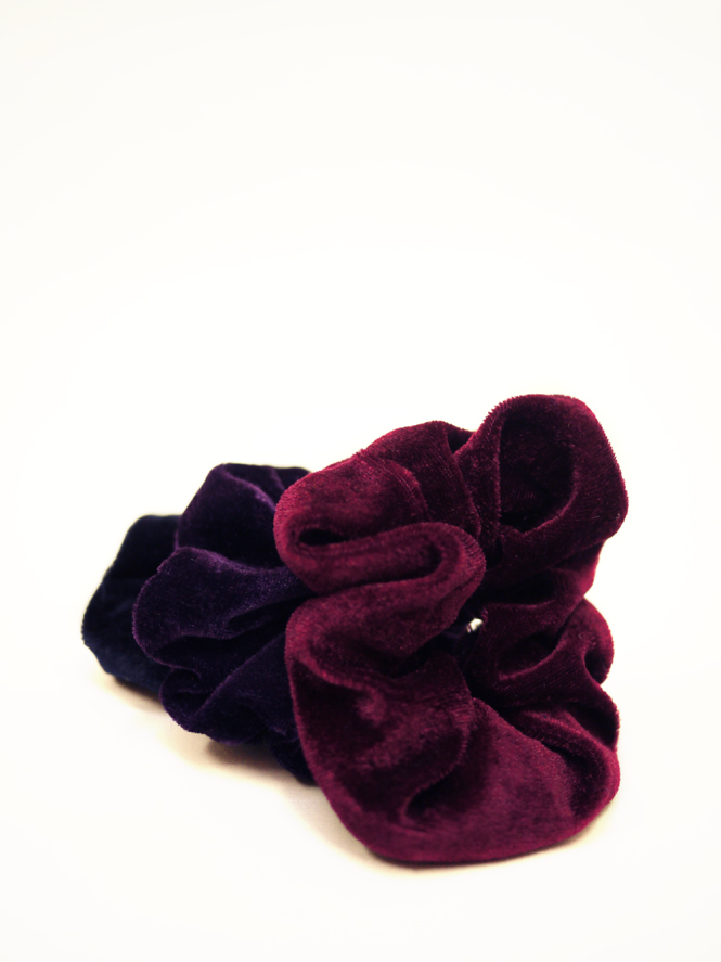 Beyond Retro Velvet Scrunchie